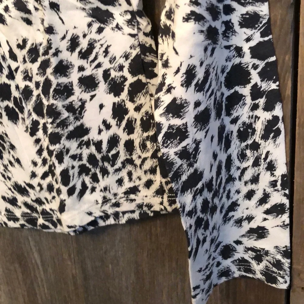 Gap Smocked Black Cream Top Sz 10 Large